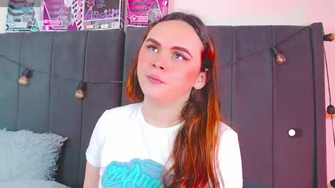 LINDADAYANA  online show from 02-09-25, 01:00