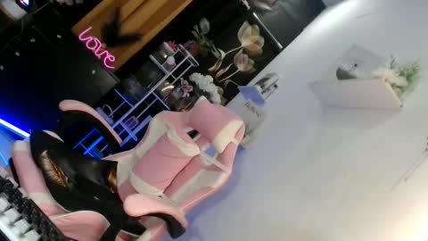 Snapshot of hotsizzling_rica03 chatting on 06-06-26, 11:20 RHICAH online show from 06-06-26, 11:20