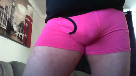 Mark online show from 10-12-25, 09:41