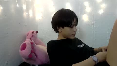 Snapshot of hott_cute69 chatting on 12-29-24, 05:42 hott_cute69 online show from 12-29-24, 05:42