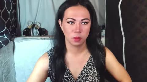 Snapshot of hott_summerr chatting on 05-10-26, 02:50 Alex Summer online show from 05-10-26, 02:50
