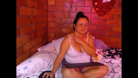 Snapshot of hottasttywoman chatting on 09-16-25, 03:46 victorya karolyna online show from 09-16-25, 03:46