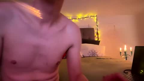 hottcouples00 online show from 05-01-26, 12:48