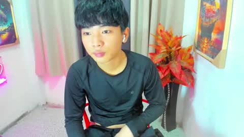 Snapshot of hottestloues chatting on 03-14-26, 08:53 hottestloues online show from 03-14-26, 08:53