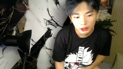 hottestloues online show from 05-02-26, 12:54