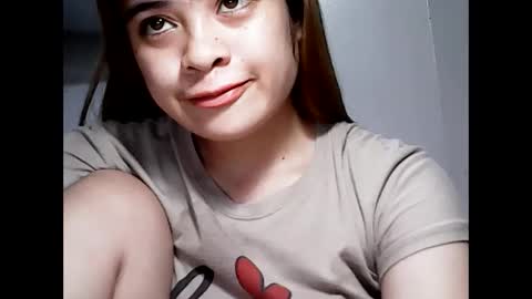 Snapshot of hottie_asianbabe chatting on 12-06-24, 11:47 Leen online show from 12-06-24, 11:47