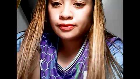 Snapshot of hottie_asianbabe chatting on 12-09-24, 11:47 Leen online show from 12-09-24, 11:47