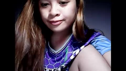 Snapshot of hottie_asianbabe chatting on 02-08-25, 12:06 Leen online show from 02-08-25, 12:06