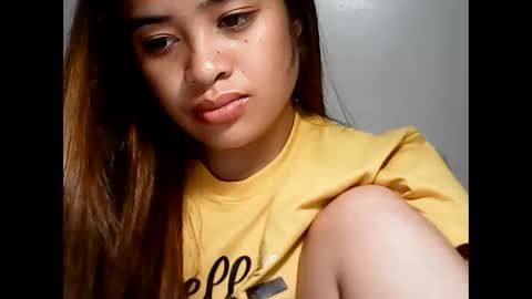 Snapshot of hottie_asianbabe chatting on 03-05-25, 12:16 Leen online show from 03-05-25, 12:16