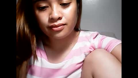 Snapshot of hottie_asianbabe chatting on 03-08-25, 01:28 Leen online show from 03-08-25, 01:28