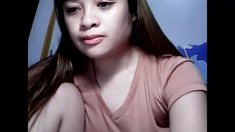 Snapshot of hottie_asianbabe chatting on 03-09-25, 12:00 Leen online show from 03-09-25, 12:00