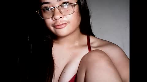 Snapshot of hottie_asianbabe chatting on 11-22-25, 10:20 Leen online show from 11-22-25, 10:20