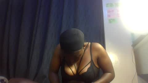 hottie_kittie online show from 06-24-26, 11:59