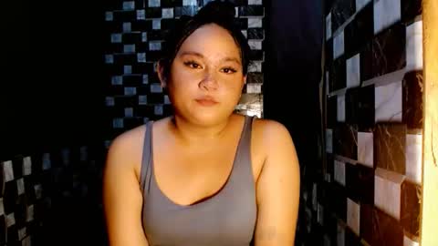 hottie_uzeah21 online show from 05-31-26, 06:31