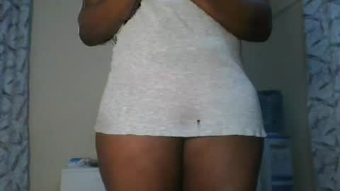 Snapshot of hottie_vera chatting on 06-15-26, 06:48 vera online show from 06-15-26, 06:48