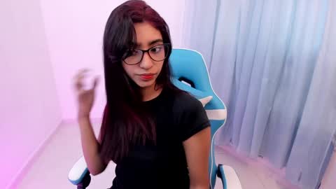 Veronica independent model online show from 02-07-25, 02:47