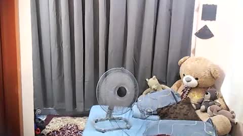 HottieChloe online show from 04-11-26, 07:45