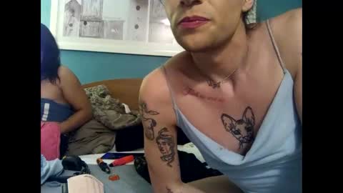 Snapshot of hottiefrmhell97 chatting on 12-16-25, 06:29 Lucky online show from 12-16-25, 06:29