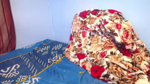 independent Model online show from 04-22-26, 07:00