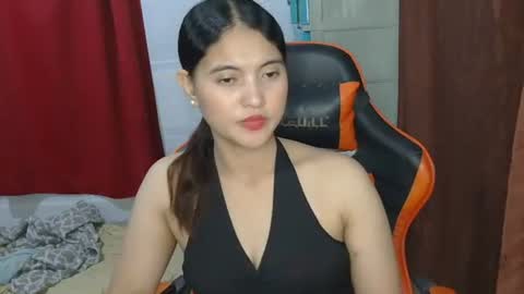 Snapshot of hottiqueeny chatting on 12-04-24, 01:09 hottiqueeny online show from 12-04-24, 01:09