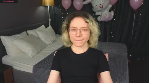 Kori online show from 04-10-26, 05:45