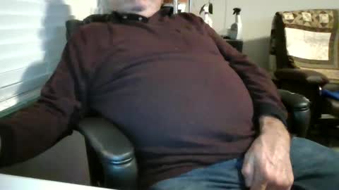 Hottop 1981 online show from 12-26-24, 12:14