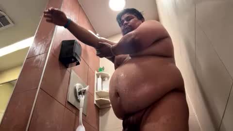 hottrucker3545 online show from 05-24-26, 03:39