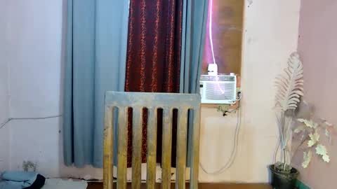 Snapshot of hotty_cassie chatting on 10-03-25, 08:44 cassie online show from 10-03-25, 08:44