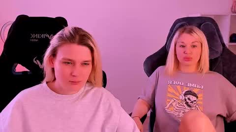 Nessie and Jessie online show from 12-12-24, 12:12