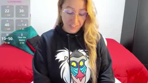 Snapshot of hottychrystal chatting on 03-20-26, 02:22 hottychrystal online show from 03-20-26, 02:22