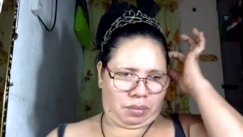 Snapshot of hottycrissy4u chatting on 06-23-26, 05:27 hottycrissy4u online show from 06-23-26, 05:27