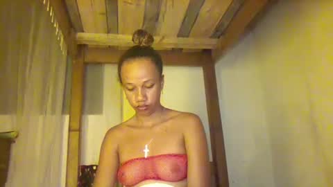 Snapshot of hottyfgirl chatting on 02-25-25, 05:47 HottyFGirl online show from 02-25-25, 05:47