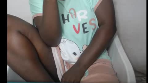 hottylissa1 online show from 09-17-25, 07:15