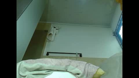 Snapshot of hottymilf69xxx chatting on 05-13-26, 05:43 Mary online show from 05-13-26, 05:43