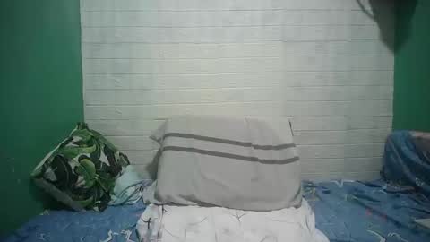 Snapshot of hotwetmommaxxx chatting on 12-09-24, 02:28 hotwetmommaxxx online show from 12-09-24, 02:28