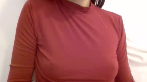 Snapshot of hotwinterxx chatting on 12-27-24, 05:37 Hotwixx online show from 12-27-24, 05:37