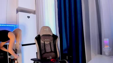 Susan online show from 02-11-25, 03:50