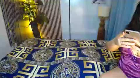 Snapshot of hotz_babe chatting on 09-09-25, 07:41 Brielle online show from 09-09-25, 07:41
