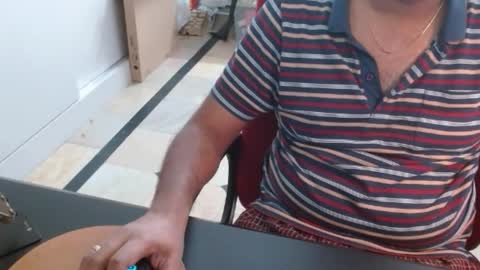 Snapshot of houseofwayne chatting on 10-27-25, 05:11 Cute Boy with Awesome Cock. online show from 10-27-25, 05:11