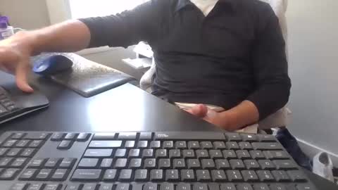 hoverday online show from 04-21-26, 01:28