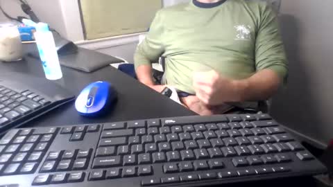 Snapshot of hoverday chatting on 07-09-26, 05:11 hoverday online show from 07-09-26, 05:11