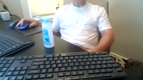 Snapshot of hoverday chatting on 07-20-26, 04:31 hoverday online show from 07-20-26, 04:31