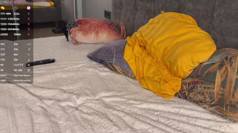 Elizabeth online show from 02-03-25, 03:06