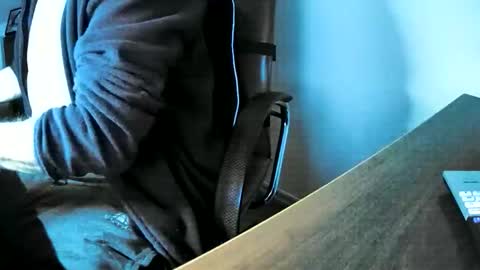 Snapshot of hpeter111 chatting on 03-15-26, 07:09 Peter online show from 03-15-26, 07:09