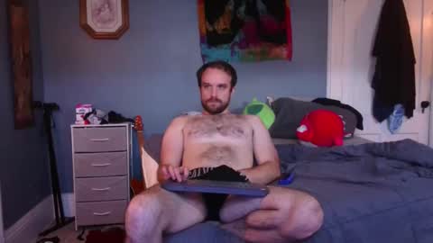 Snapshot of hpluvscash chatting on 09-13-25, 04:40 Pilgrim online show from 09-13-25, 04:40