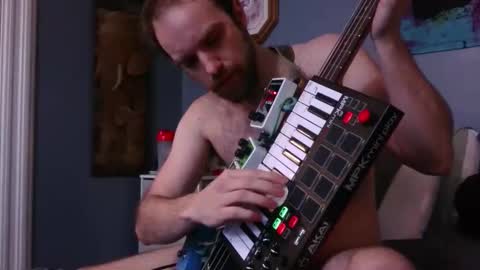 Snapshot of hpluvscash chatting on 01-15-26, 01:48 Pilgrim online show from 01-15-26, 01:48