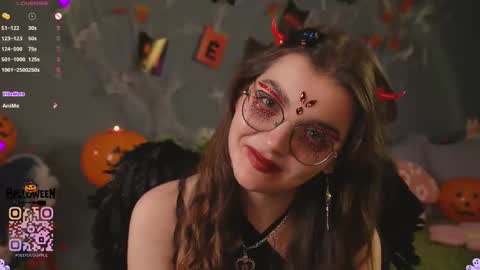 Snapshot of huba_booba chatting on 10-31-25, 07:48 Diane online show from 10-31-25, 07:48