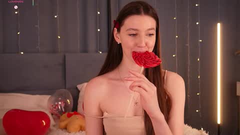 Snapshot of huba_booba chatting on 02-14-26, 08:11 Diane online show from 02-14-26, 08:11