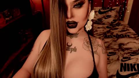 Snapshot of hubadera chatting on 01-02-25, 10:33 hubadera online show from 01-02-25, 10:33