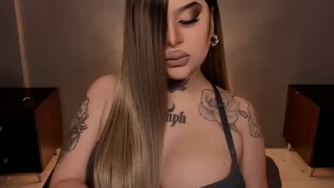 Snapshot of hubadera chatting on 10-15-25, 12:11 hubadera online show from 10-15-25, 12:11